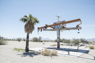 海滩、椰子树、日光、草地、景观、休闲、山脉、户外