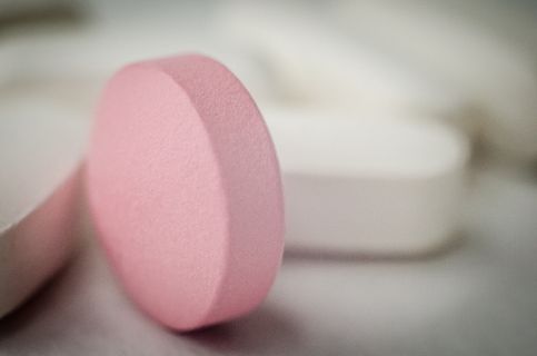 药物治疗, 治愈, 片剂, 药房, 医疗, 这种疾病, 生病, 善待自己