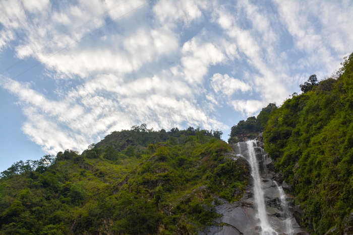 云、日光、瀑布、森林、草、风景、光、山