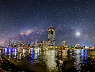 夜间城市天际线