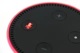 红色，黑色，亚马逊echo dot 2，echo dot，亚马逊，语言助手，alexa，sound off