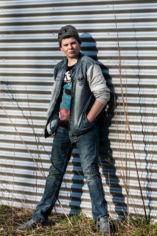 男人，leaning，g.i.，sheet，people，青少年，酷，坚强