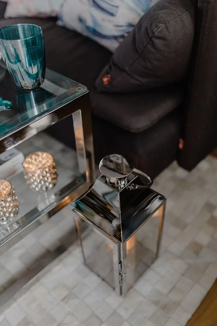 带舒适沙发的现代客厅