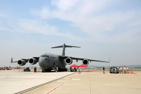 飞机,飞机,空军,军事,飞行器,飞机,运输,运输方式 飞机,飞机,空军,军事,飞行器,飞机,运输,运输方式