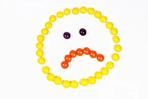 微笑,黄色,悲伤,悲伤,哭泣,沮丧,情绪,三小姐 微笑,黄色,悲伤,悲伤,哭泣,沮丧,情绪,三小姐