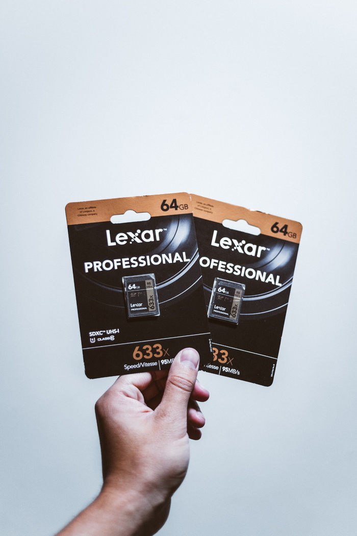 两个Lexar 633 Sd卡组件
