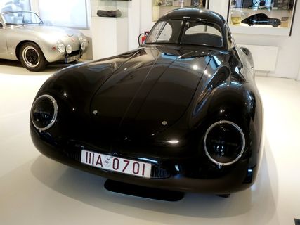 汽车、博物馆、风险投资、老爷车、汽车、豪华车、陆地车辆、交通