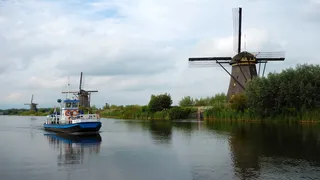 磨坊、风车、kinderdijk、游轮、船只、文化遗产、联合国教科文组织世界遗产、旅游