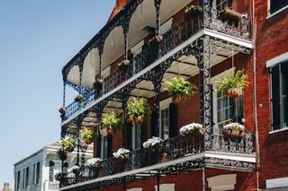 家居装饰、窗户、人、人、城市、建筑、工厂、城市