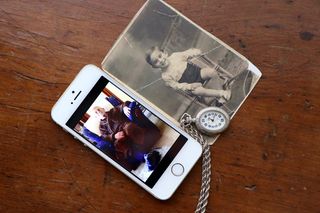 西班牙，加泰罗尼亚，时钟，苹果，摄影，黑白，时间，男孩