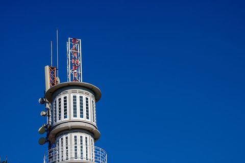 印度尼西亚，凯普特兰，天空，建筑，蓝色，建筑结构，建筑外部，低角度视图