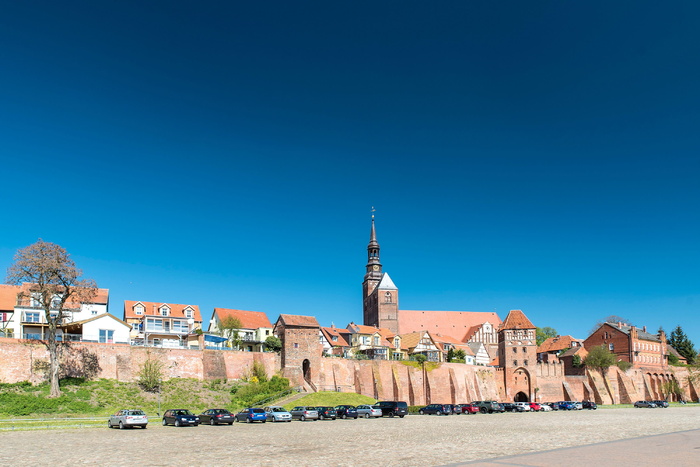 Tangermünde，Hanseatic City，Old Town，port，brick，elbe，grete minde，summer