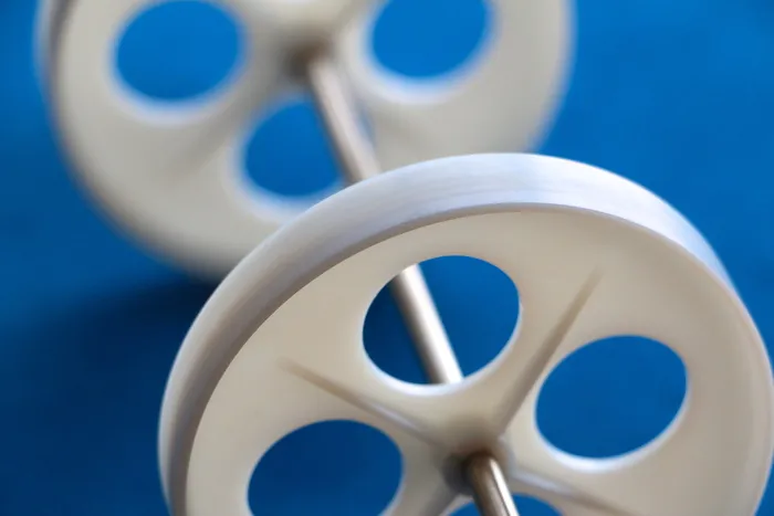 车轮，胎面，塑料，撕裂，加固，feinmechanik，蓝色，彩色背景