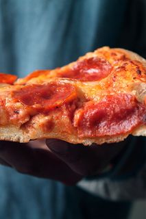 披萨，特写，食物，意大利香肠，奶酪，披萨片，意大利食物，面包