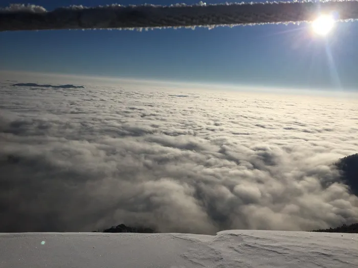 斯洛文尼亚、cerklje na gorenjskem、krvavec、clearsky、云、山、雪、clear