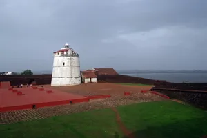 阿瓜达堡，灯塔，葡萄牙堡，17世纪，阿拉伯海，果阿，阿瓜达，印度