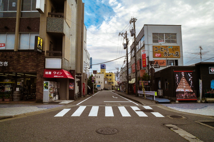 城市、道路、云、街道、建筑、建筑、市中心、日本