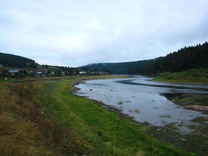 kyn村，chusovaya河，perm krai，在家，河，天空，寂静，光滑的表面