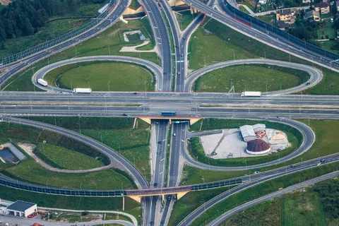 道路、通信、旅行、交通枢纽、航空照片、高度、基尔切、斯维托克尔济斯基 道路、通信、旅行、交通枢纽、航空照片、高度、基尔切、斯维托克尔济斯基