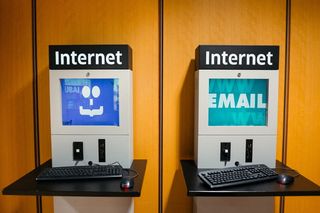 旧学校互联网亭