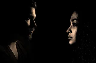 男人，女人，黑暗，房间，争论，深思熟虑，问题，担忧