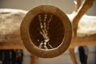 采购产品木材，胶合板，玻璃，家居装饰，锣，乐器，服装