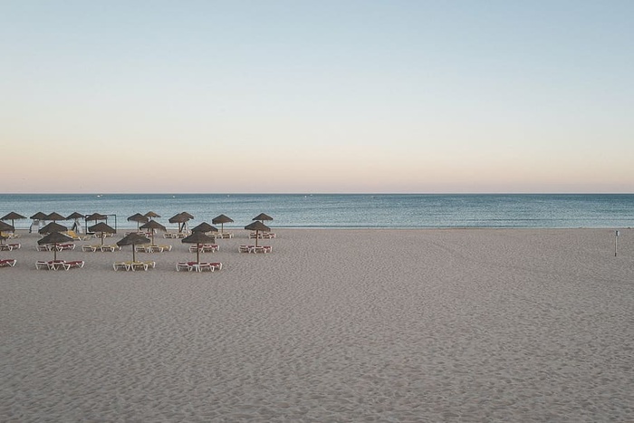 海边小屋，黑色，木制，小屋，海边，白天，海边