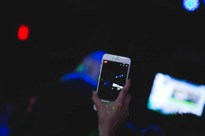 直播、视频、iphone、手机、音乐会、内容、流媒体、技术