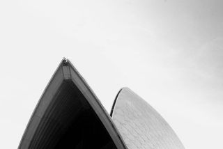 澳大利亚, ​​悉尼, 悉尼歌剧院, 歌剧院, 黑与白, 建筑, 建筑结构, 低角度视图