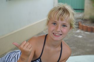 女孩，ok，脸，金发，快乐，微笑，人性，快乐