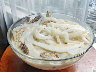 中国，广州市，无名路，食品和饮料，食品，碗，桌子，新鲜度