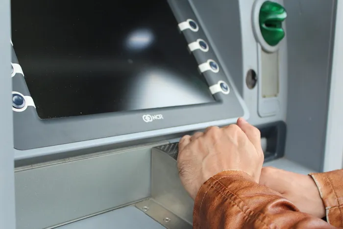 人、手、灰色、机器、atm、pin、数字字段、取款