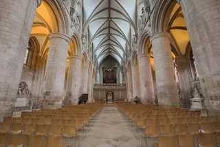 建筑、建筑、基础设施、大教堂、教堂、室内、设计、椅子