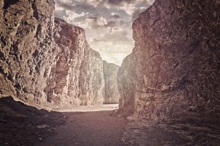 照片，峡谷，白天，火谷，岩石，太阳，光线，火