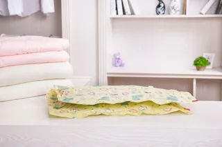 前后、压缩、前后压缩、百易特、真空袋、压缩袋、堆叠、室内