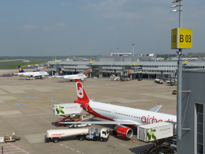 机场、飞行、航空、空中交通、飞机、离港、杜塞尔多夫、客机