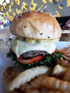 芝麻面包芝士汉堡