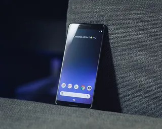 黑色安卓智能手机