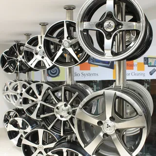 车轮批次、悬挂、拉杆、展厅、车轮、零售、汽车、运输