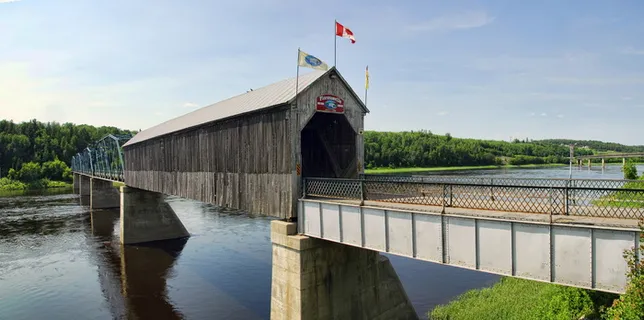 florenceville、covered、bridge、new brunswick、river、nature、bridge-人造结构、water florenceville、covered、bridge、new brunswick、river、nature、bridge-人造结构、water