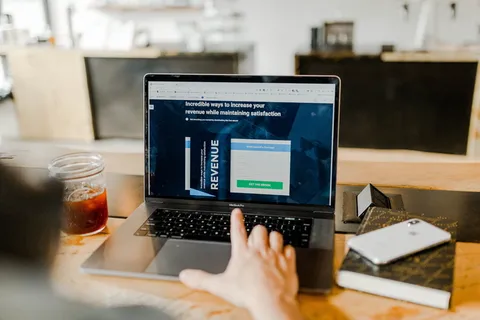 打开MacBook 打开MacBook