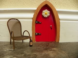 仙女，仙女门，微缩门，座椅，红色，无人，建筑，墙壁建筑特色