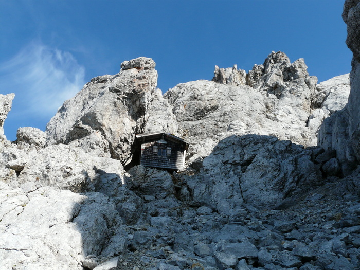 小屋，紧急避难所，babenstuber小屋，山地小屋，gamsängersteig，攀登，ellmauer halt，山脉
