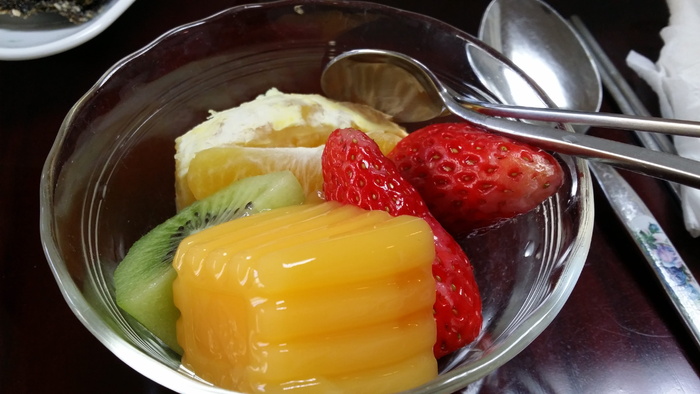 甜点，布丁，食品和饮料，食品，厨房用具，健康饮食，草莓，浆果