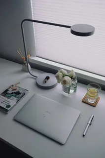 装饰、macbook、桌面、室内、静物、高角度视图、无人、技术 装饰、macbook、桌面、室内、静物、高角度视图、无人、技术