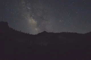 剪影，树，山，夜间，黑暗，夜晚，星星，凝视星空