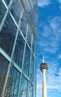 低角度摄影,电视塔,建筑,现代,建筑,摩天大楼,玻璃 低角度摄影,电视塔,建筑,现代,建筑,摩天大楼,玻璃