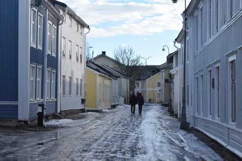 瑞典，哈尔诺沙，寒冷，冰雪，夫妻，老房子