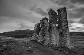 灰度摄影，城堡，苏格兰，废墟，地标，建筑，古代，纪念碑