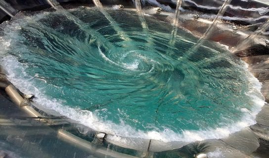 水漩涡，玻璃碗，水，漏斗，漩涡，漩涡，漩涡，水漏斗